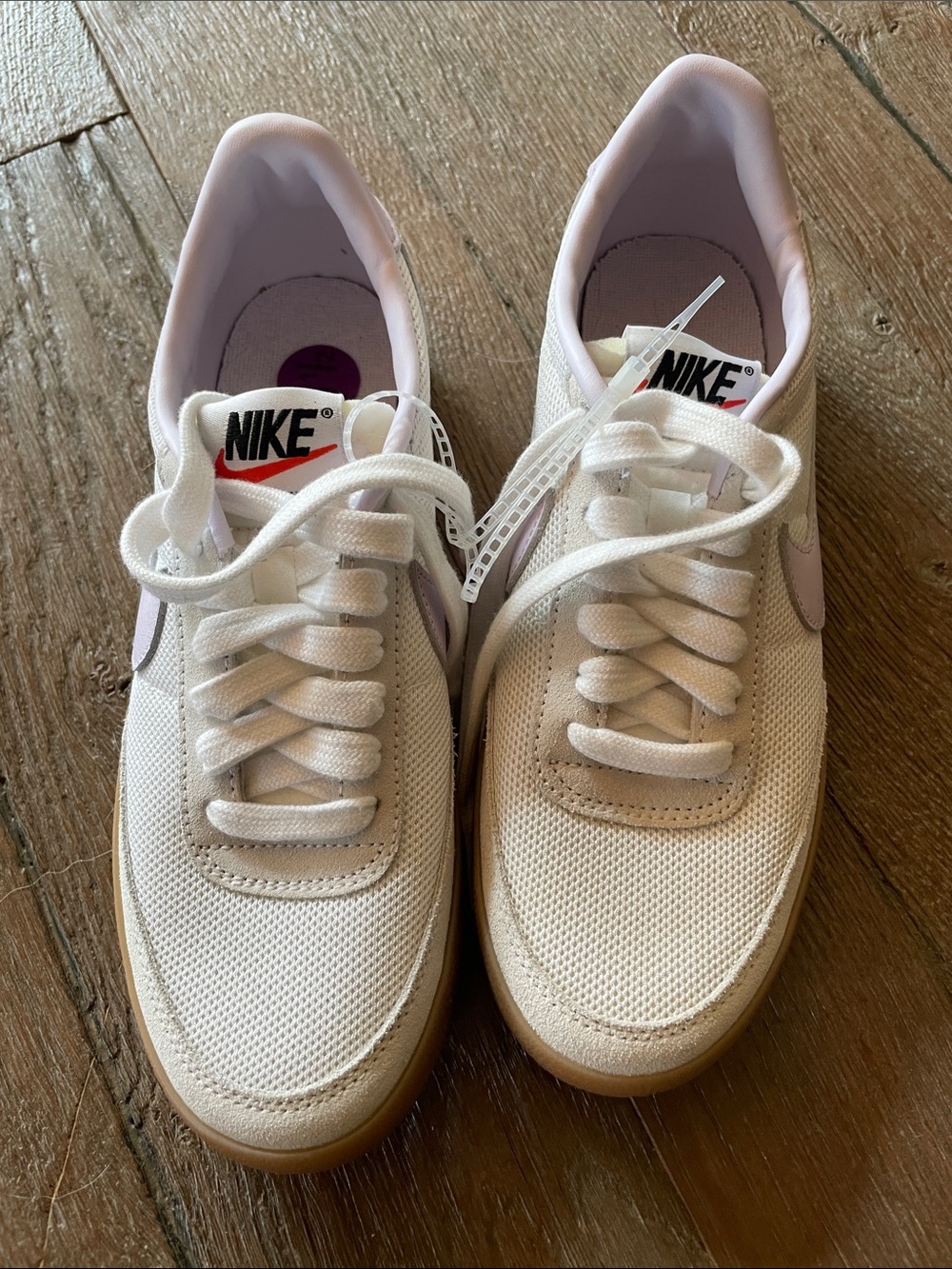 Nike Women’s Sneakers - Picture 2 of 4